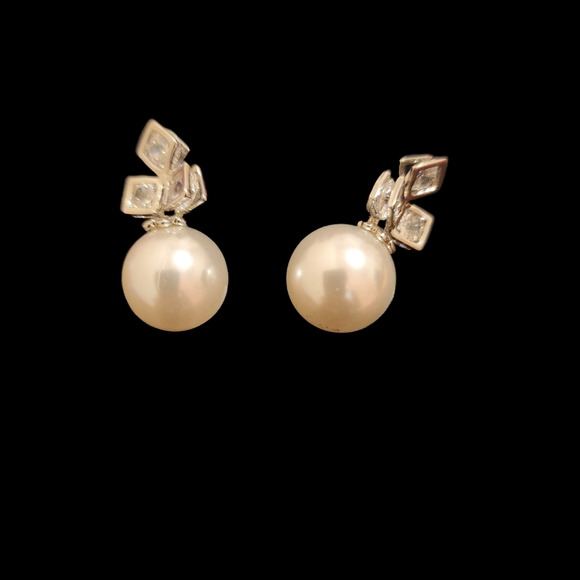 Pearl Drop Earring Set (CUSTOM JEWELRY) - Picture 1 of 1